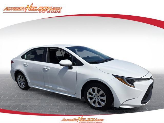 Used 2024 Toyota Corolla LE FWD image 1