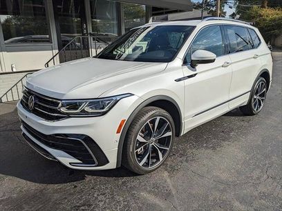 Used 2022 Volkswagen Tiguan SEL R-Line