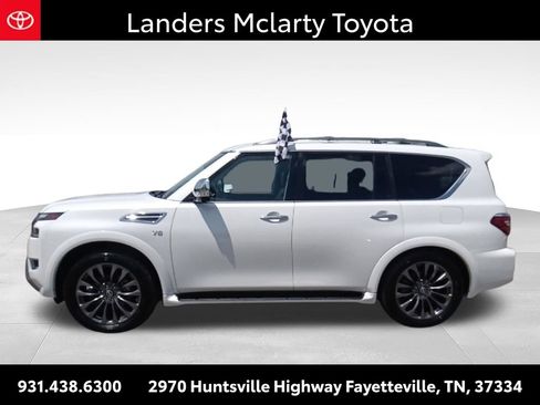 Used 2022 Nissan Armada Platinum w/ Captain's Chairs Package RWD image 6