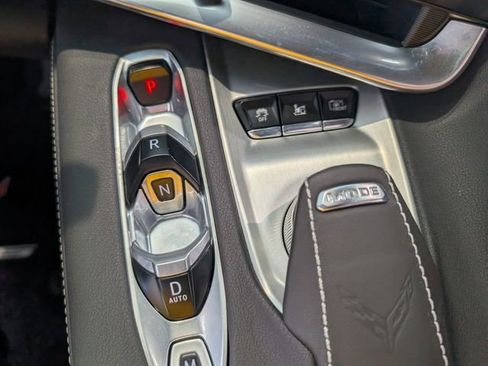 Used 2024 Chevrolet Corvette Z06 RWD image 11