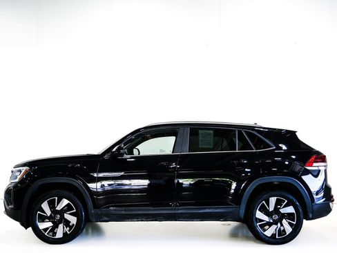 Used 2026 Volkswagen Atlas Cross Sport SE FWD image 5