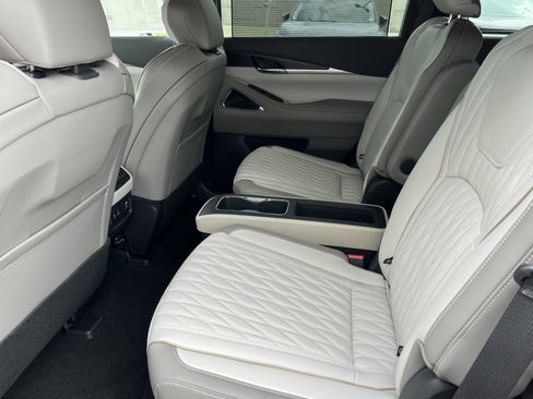 New 2026 INFINITI QX60 Autograph image 14