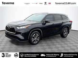 Used 2020 Toyota Highlander XLE video 1