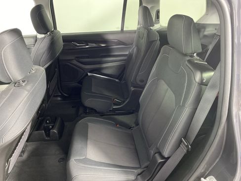 Used 2023 Jeep Grand Cherokee L Laredo w/ Luxury Tech Group I image 31