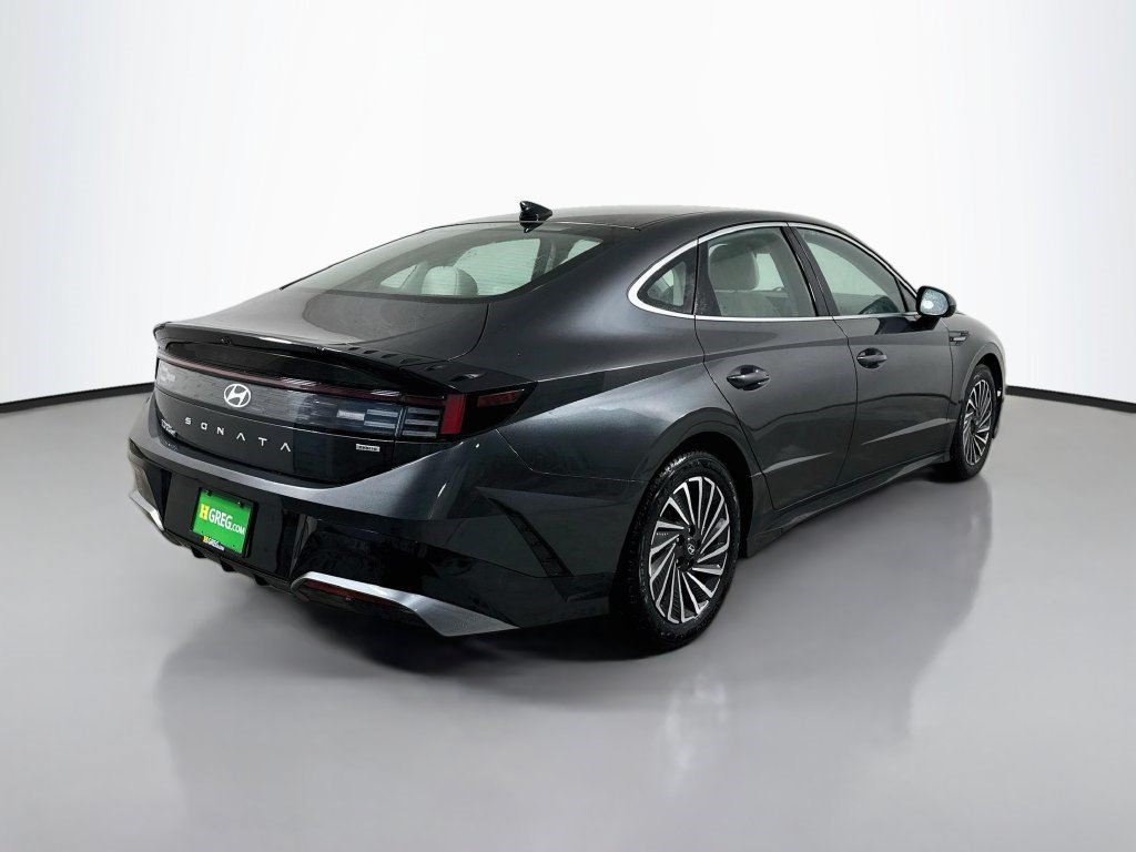 Used 2025 Hyundai Sonata SEL FWD image 10