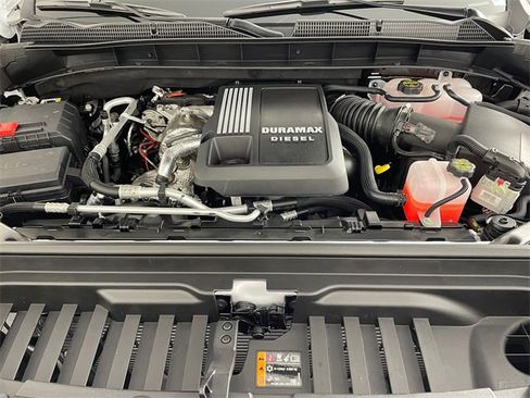 New 2026 GMC Sierra 1500 SLE image 17