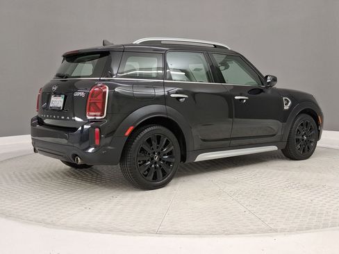 Used 2024 MINI Cooper Countryman S FWD image 7