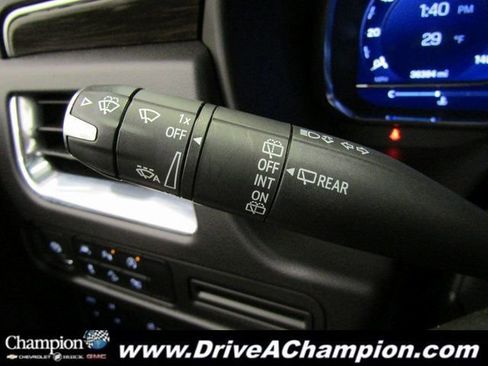 Certified 2024 Chevrolet Tahoe Z71 w/ Off-Road Capability Package image 35