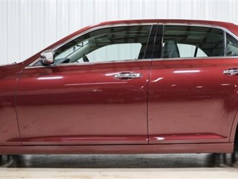 Used 2015 Chrysler 300 C w/ Light Group RWD image 2