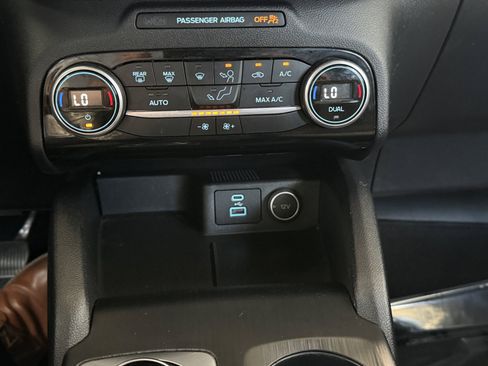 Used 2021 Ford Escape SE AWD/4WD image 15