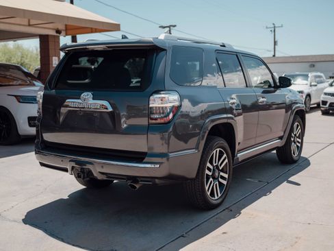 Used 2018 Toyota 4Runner Limited AWD/4WD image 3