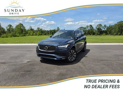 Used 2022 Volvo XC90 T5 Momentum w/ Protection Package Premier FWD image 1