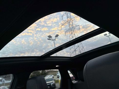 Certified 2023 Cadillac XT5 Premium Luxury image 19