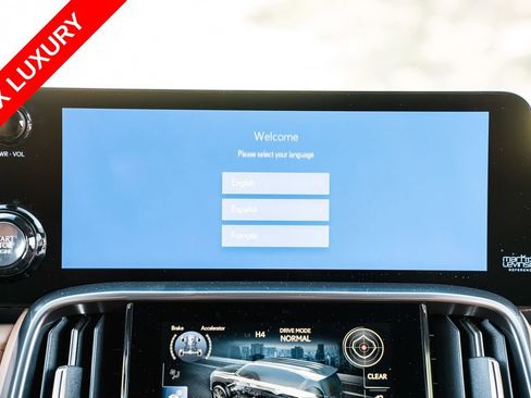 Used 2023 Lexus LX 600 4WD w/ Accessory Package (Z1) image 21