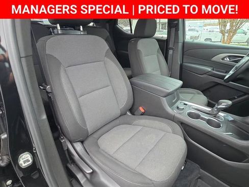 Certified 2023 Chevrolet Traverse LT w/ Midnight/Sport Edition image 17