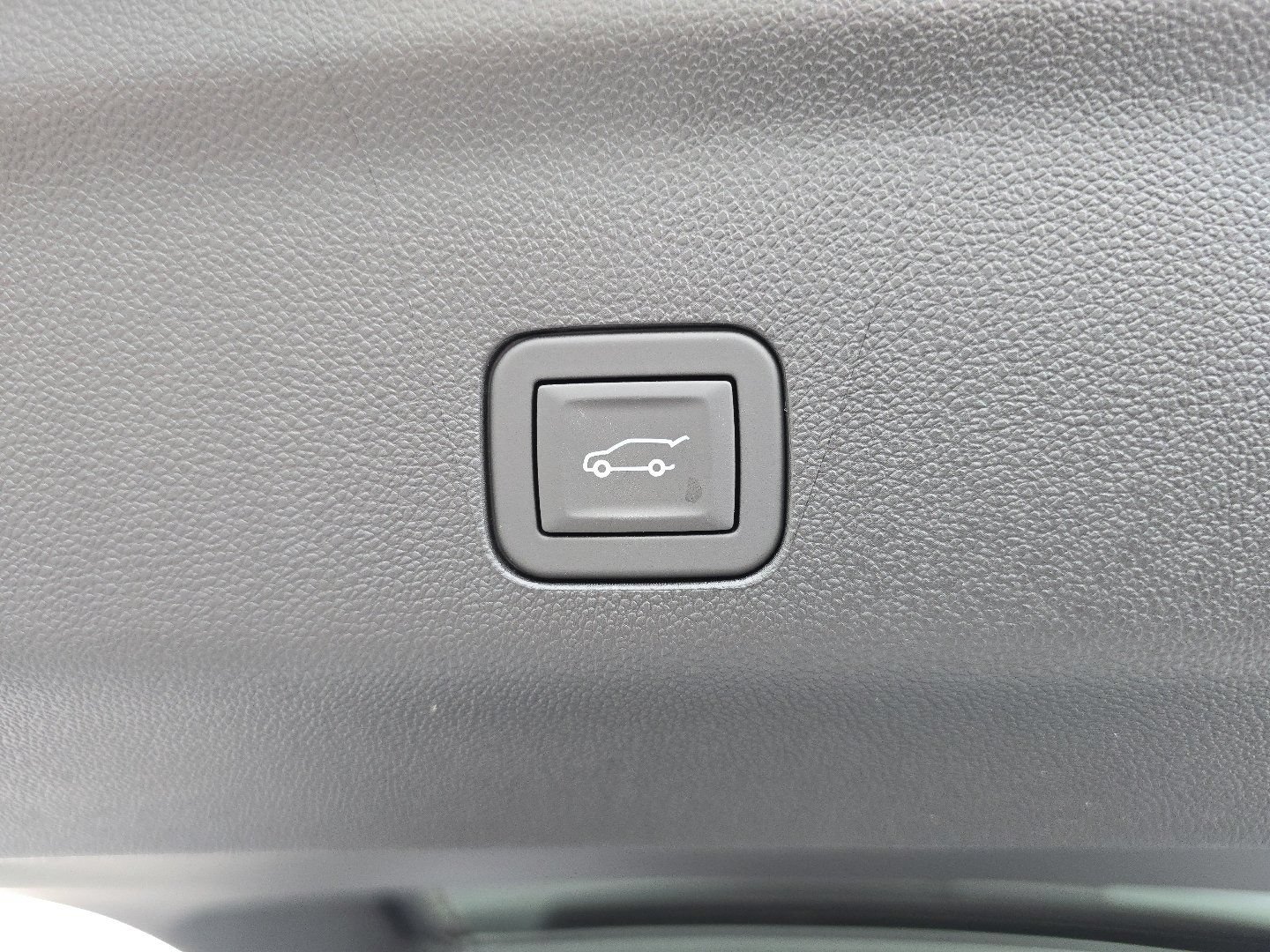New 2026 GMC Yukon Denali AWD/4WD image 25