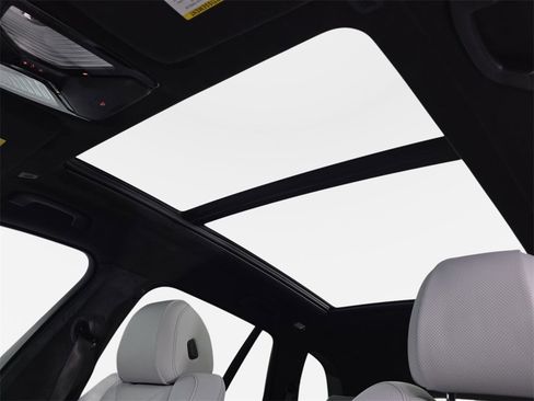 New 2026 BMW X5 xDrive50e w/ M Sport Package image 29