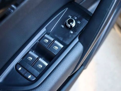 Used 2019 Audi Q5 2.0T Premium w/ Convenience Package image 13