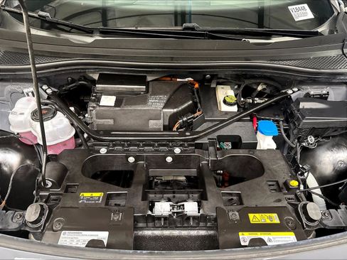 Used 2023 Volkswagen ID.4 Pro RWD image 32