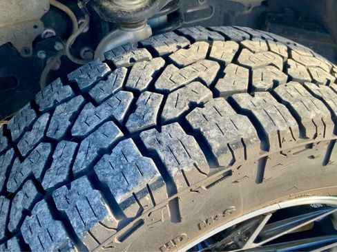 Used 2024 Toyota Tacoma TRD Off-Road image 20