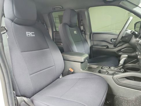 Used 2026 Nissan Frontier SV w/ All-Weather Content Package AWD/4WD image 41