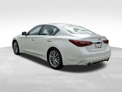 Used 2023 INFINITI Q50 Luxe w/ Cargo Package RWD image 4