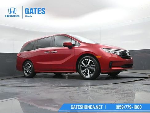 Certified 2024 Honda Odyssey Touring image 52