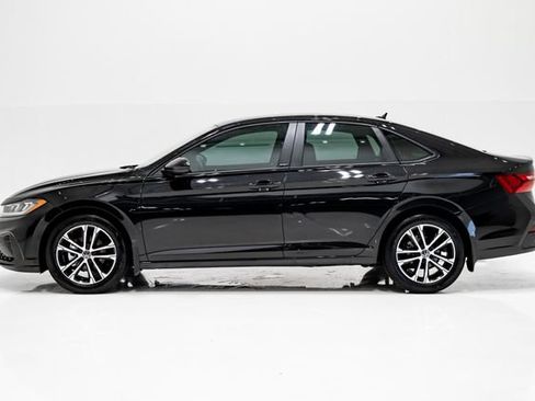 Used 2026 Volkswagen Jetta Sport FWD image 26