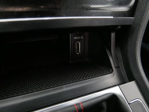 Used 2015 Volkswagen GTI S FWD image 30