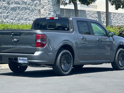 New 2025 Ford Maverick Lobo image 4