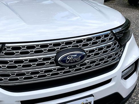 Certified 2020 Ford Explorer Limited AWD/4WD image 26