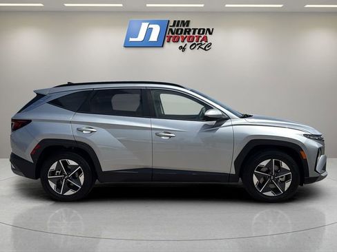 Used 2025 Hyundai Tucson SEL FWD image 4