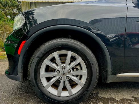 Used 2023 Dodge Durango SXT image 18