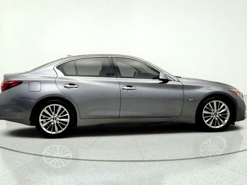 Used 2018 INFINITI Q50 Luxe w/ Essential Package (3.0T Luxe) AWD/4WD image 4