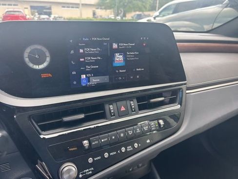 Certified 2025 Lexus ES 350 w/ Premium Package FWD image 11