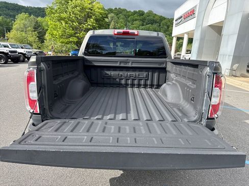 Used 2018 GMC Canyon Denali AWD/4WD image 5