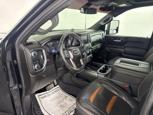 Used 2020 GMC Sierra 2500 AT4 w/ AT4 Premium Package image 24