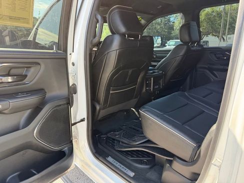 Used 2022 RAM 1500 Limited w/ Body Color Bumper Group AWD/4WD image 30