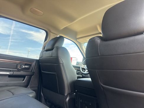 Used 2015 RAM 1500 Laramie w/ Convenience Group AWD/4WD image 30