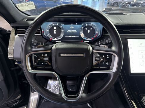Used 2025 Land Rover Range Rover Sport SE AWD/4WD image 26