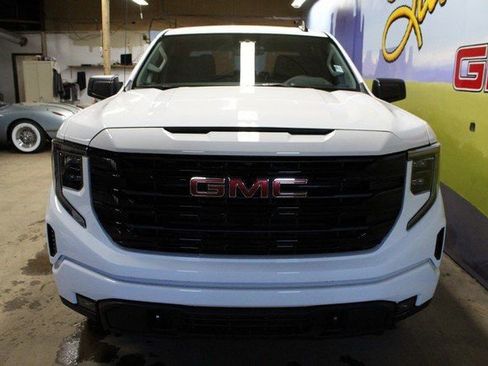 New 2026 GMC Sierra 1500 Elevation AWD/4WD image 2