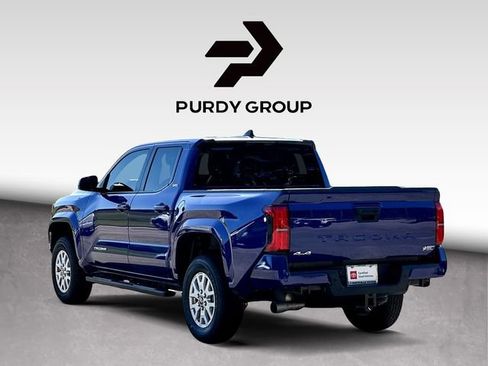 Certified 2025 Toyota Tacoma SR5 w/ SR5 Upgrade Package AWD/4WD image 6