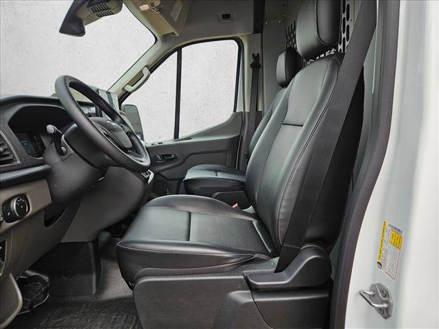 New 2026 Ford Transit 250 148 Medium Roof RWD image 4