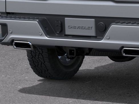 New 2026 Chevrolet Silverado 1500 High Country w/ Technology Package AWD/4WD image 14