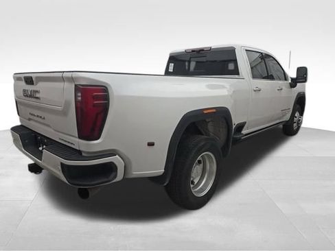 Used 2025 GMC Sierra 3500 Denali Ultimate AWD/4WD image 4