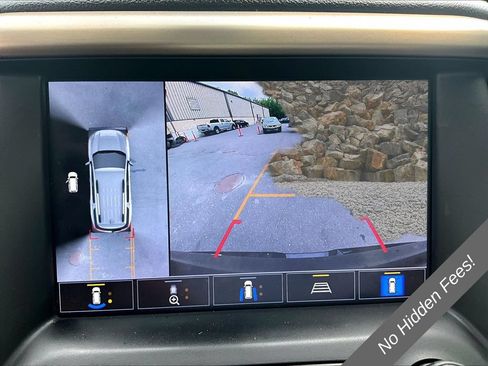 Used 2022 GMC Acadia Denali w/ Denali Technology Package AWD/4WD image 18