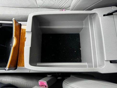 Used 2010 Toyota Highlander Limited image 23