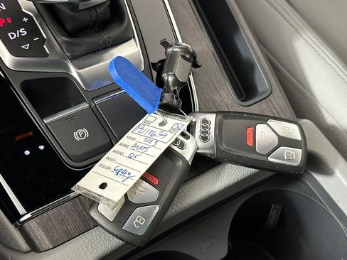 Used 2023 Audi Q5 2.0T Premium Plus w/ Premium Plus Package image 23