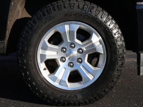 Used 2018 Chevrolet Silverado 1500 LT w/ Texas Edition image 20