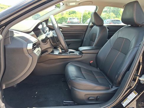 Used 2019 Nissan Altima 2.5 SR FWD image 15